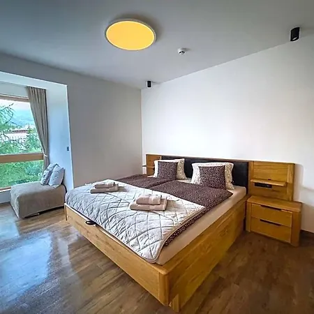 S Vyhladom Na Stity Ovruc 312 4*