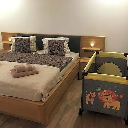 S Vyhladom Na Stity Ovruc 312 Vysoké Tatry